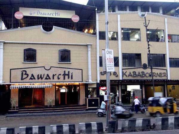 bawarchi-hotel-hyderabad-haleem