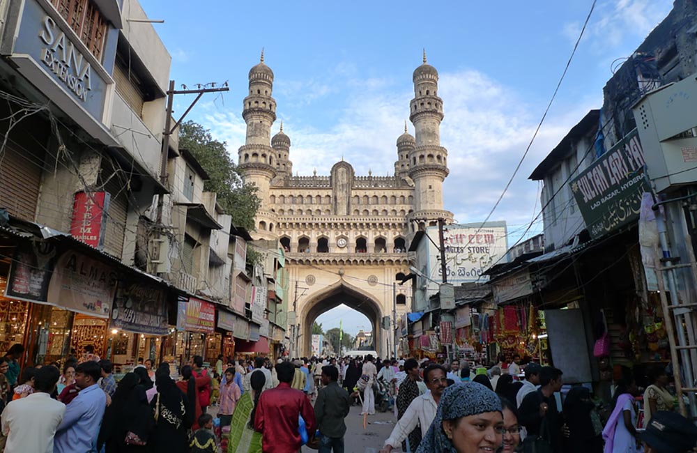 Best Street Shopping Places In Hyderabad