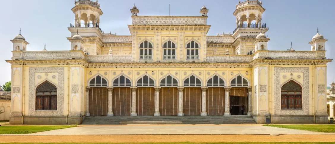 Heritage Monuments and Palaces In Hyderabad