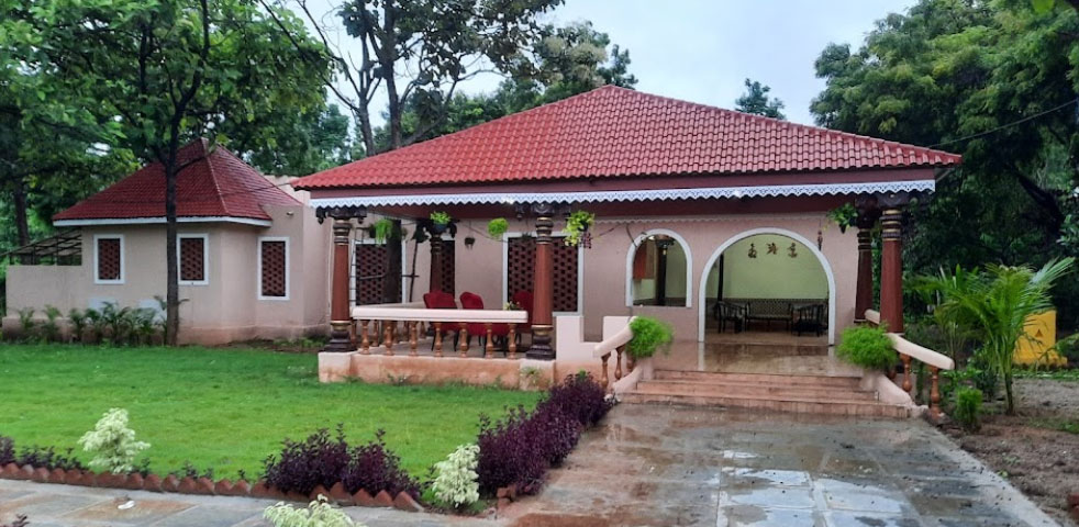 best farmhouse in moinabad