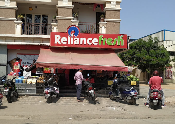 Reliance Fresh in Chandanagar