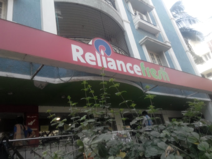 Reliance Fresh in Motinagar