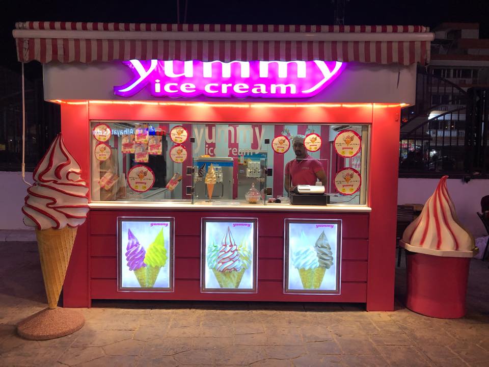 Yummy Ice Cream Parlour