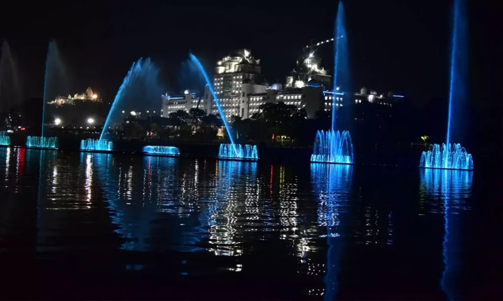 Musical Floating Fountain Show at Hussain Sagar – Timings, Ticket Price Musical Floating Fountain Show at Hussain Sagar
